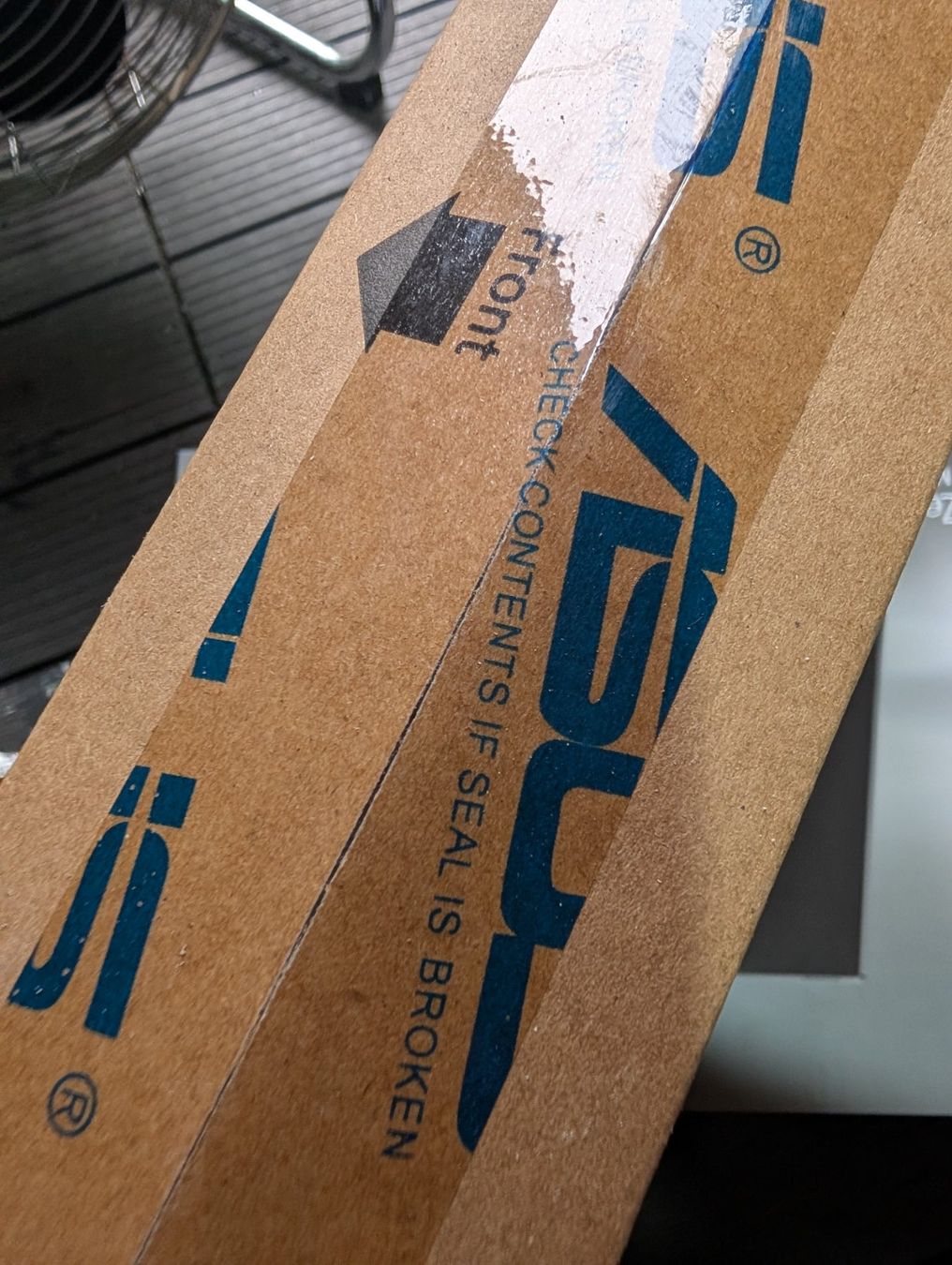 Asus Monitore: ASUS ZenScreen Touch MB16AMT- NEW – Neu und originalverpackt aus Gisikon von Hardware.passion 3