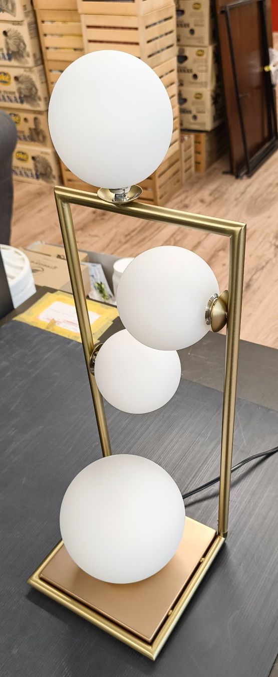 Lampade: Tischlampe Miloox Sforzin – Usato da Basel venduto da bk_brockibasel