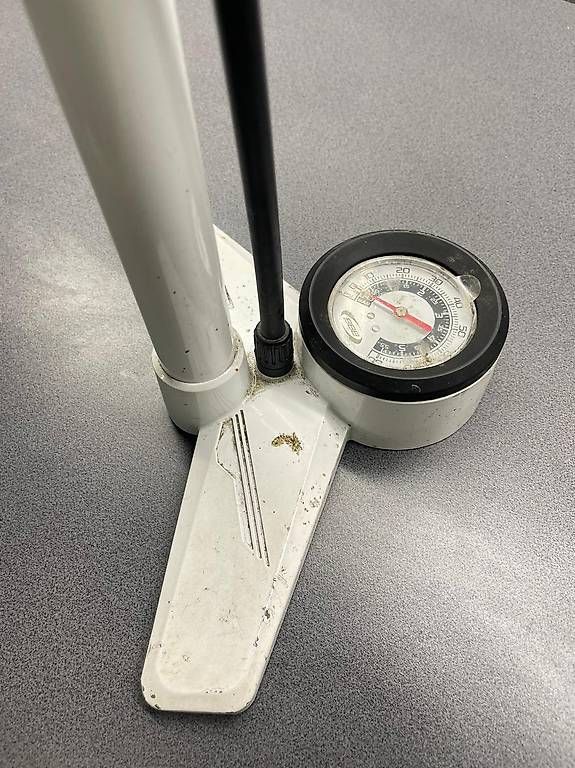 Pompe: Luftpumpe Standpumpe – Usato da Diessenhofen venduto da MotoshopZachmann 3