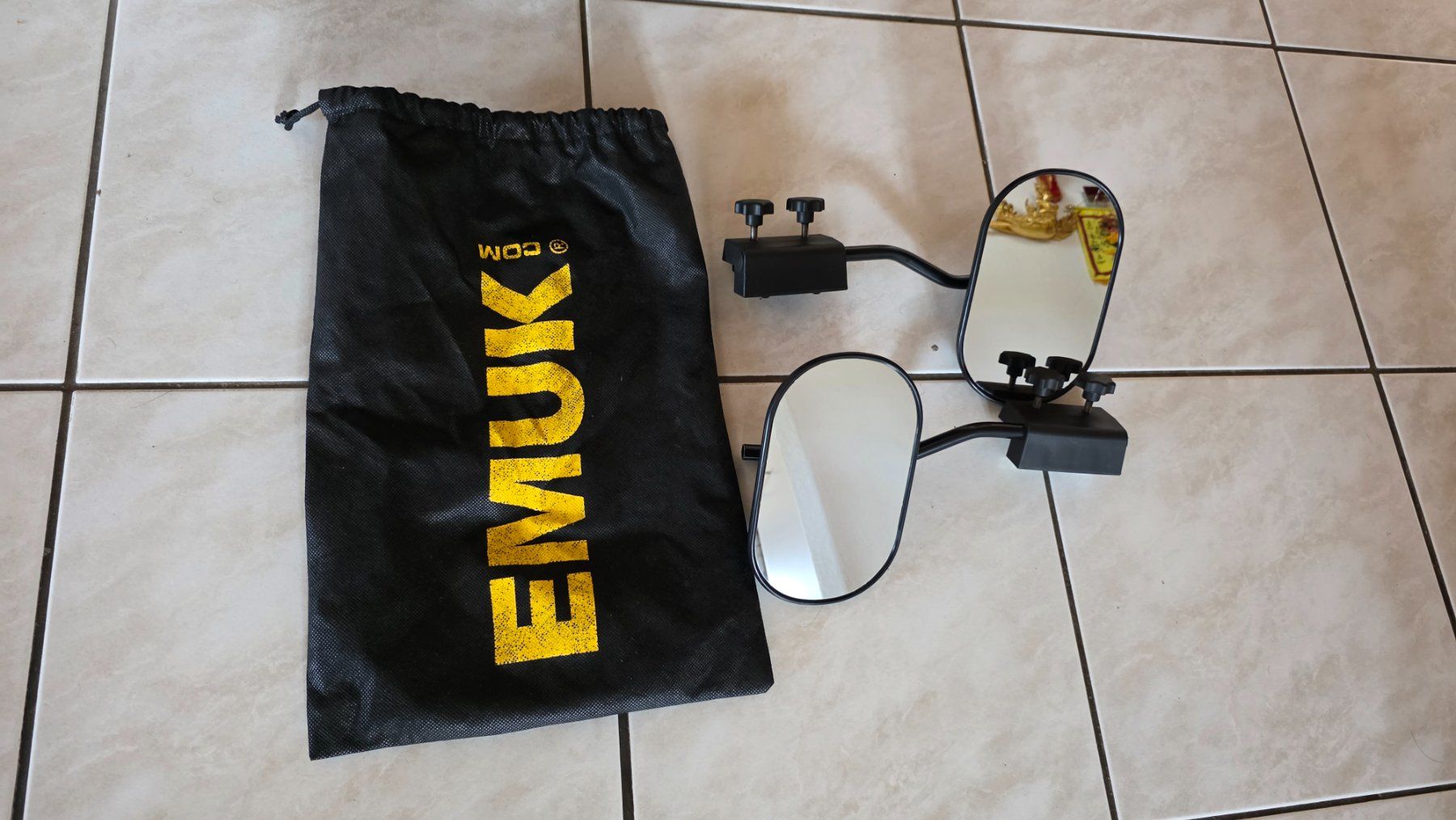 Emuk Altri accessori per camping: Wohnwagen-Spiegel EMUK universal – Usato da Uffikon venduto da san123day