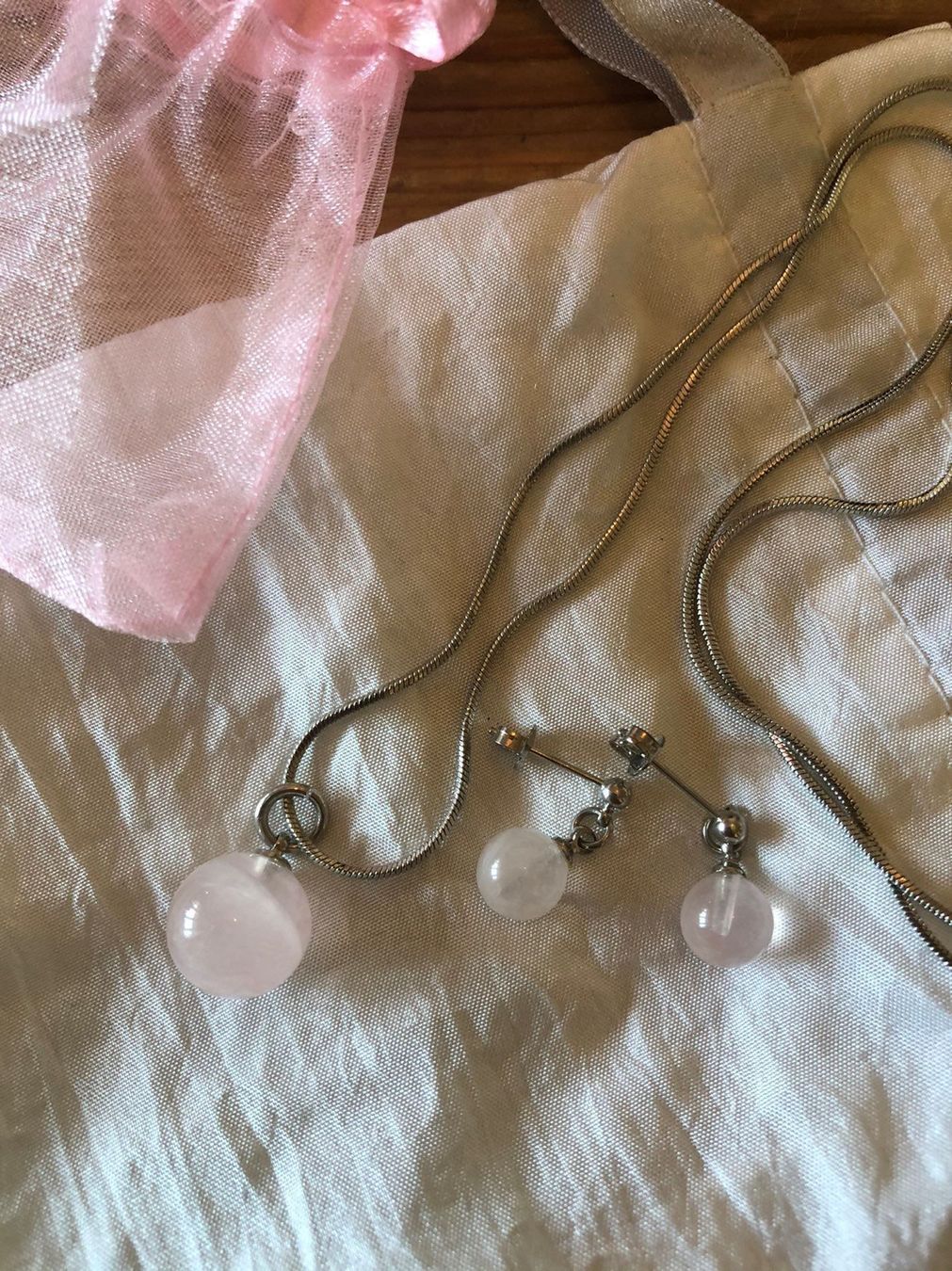 Catenine: Parure quartz rose neuve – Nuovo e nell'imballaggio originale da Perroy venduto da barballalla 2