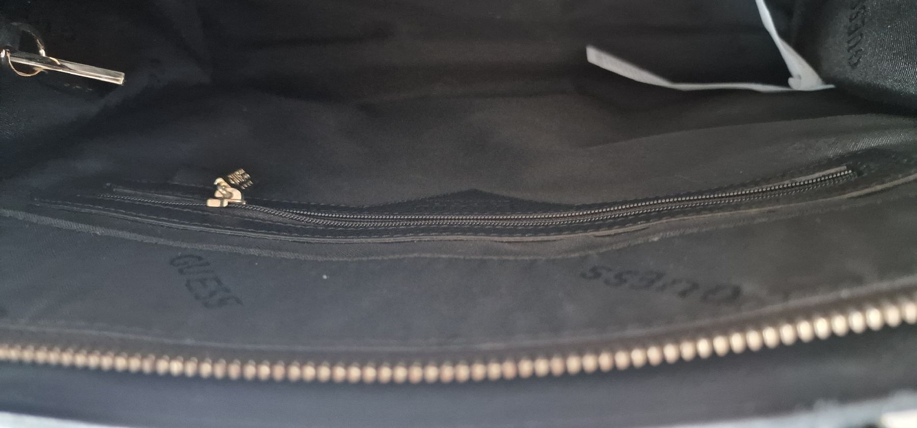 Guess Borse da donna: Guess Handtasche in Schwarz – Nuovo (secondo la descrizione) da Chur venduto da car_5clc 9