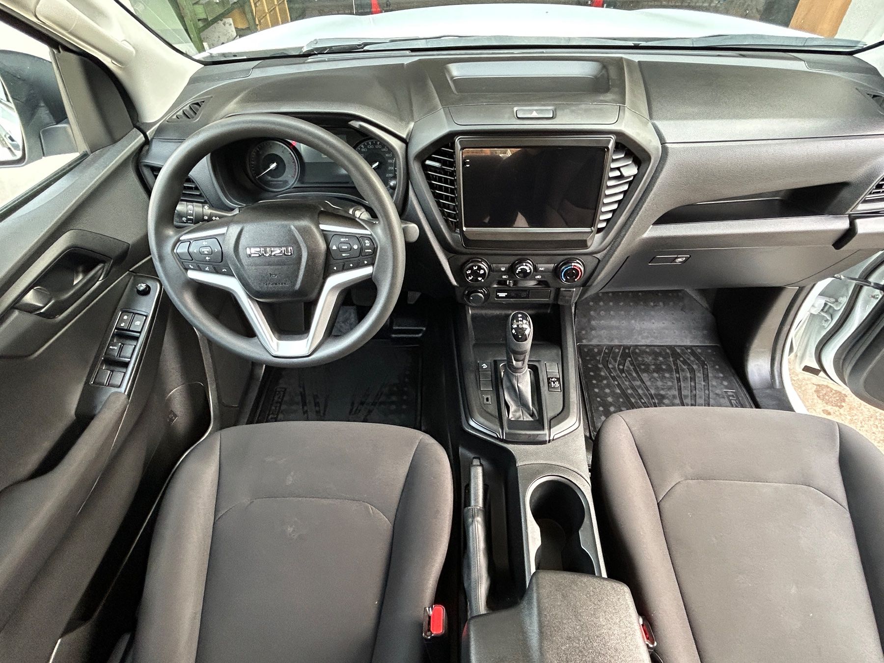 Isuzu Autos: ISUZU D-MAX 1.9 CrewCab N60FF 4x4 AT – Gebraucht aus Escholzmatt von schweizer007 5