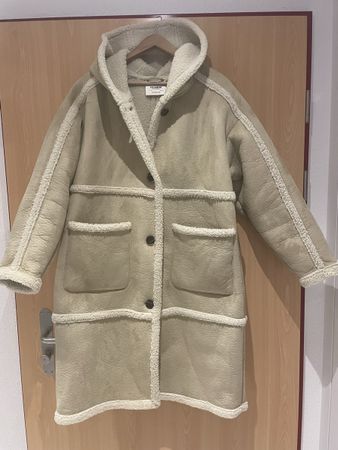 Pull&Bear Mantel Kunstleder Teddyfutter beige Grösse M