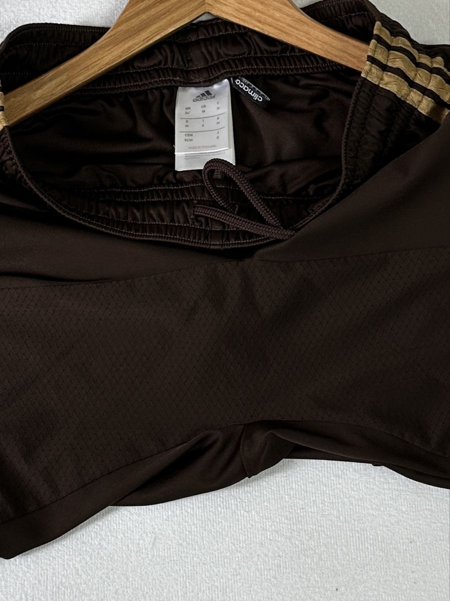 Adidas Pantaloni: bayern münchen shorts G M – Usato da Maienfeld venduto da tobeyl2020 4