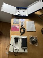 Nokia N8 Smartphone mit Originalverpackung und Zubehör