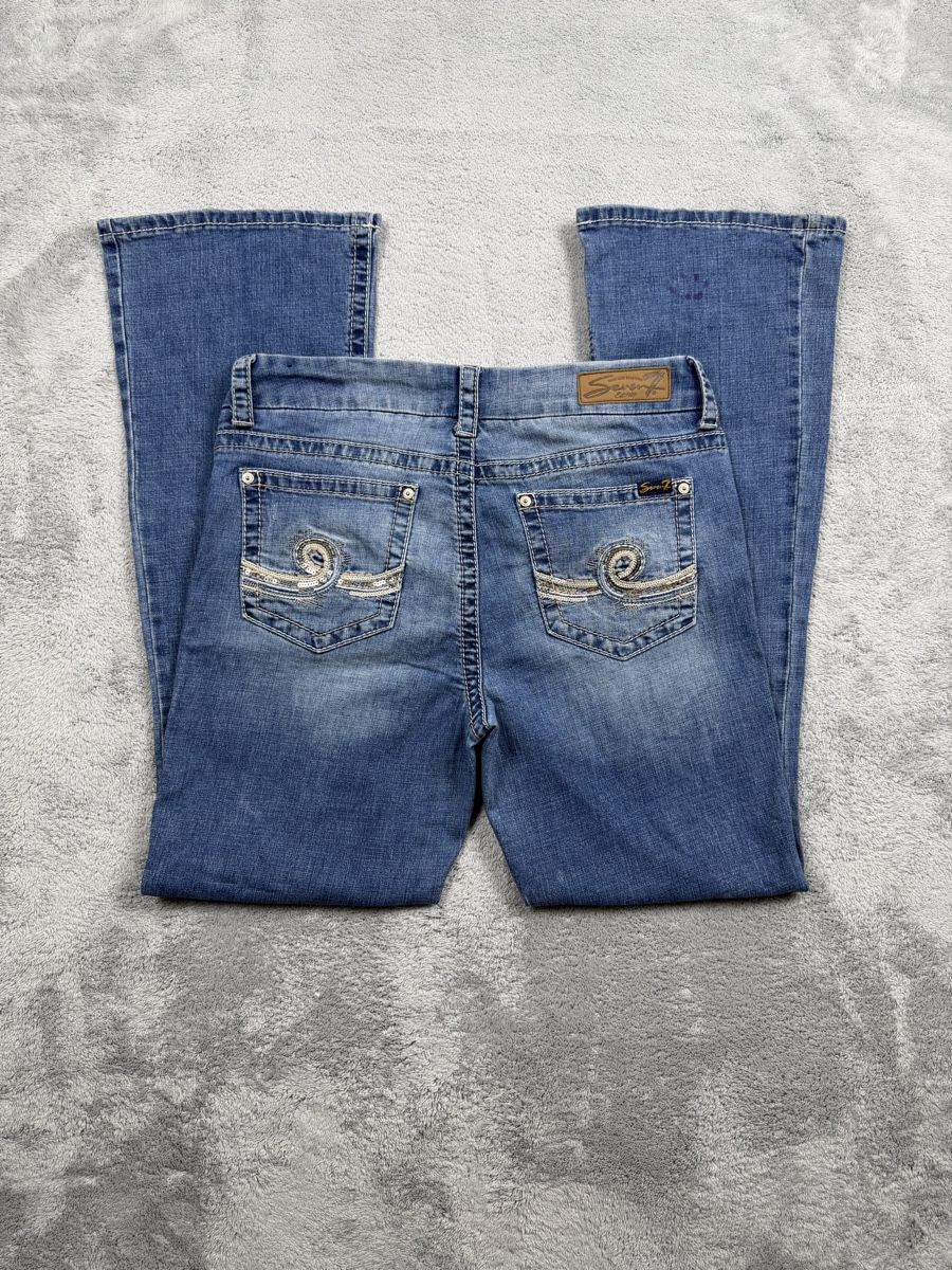 Jeans: Y2k style bootcut jeans – Gebraucht aus Erlinsbach SO von TogaResell