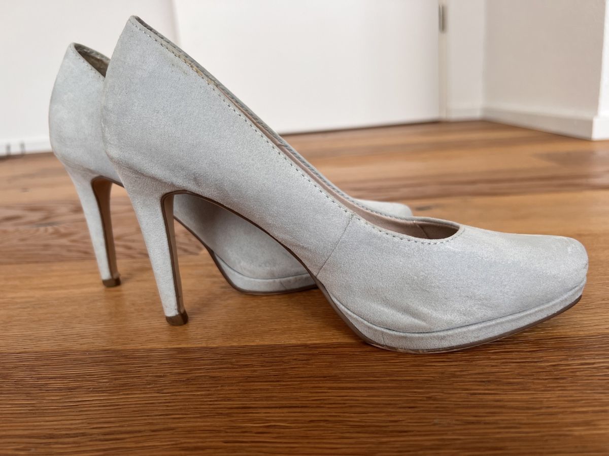 Tamaris Scarpe da donna: Tamaris Pumps Gr. 37 hellblau – Usato da Gipf-Oberfrick venduto da Sonne010203 2