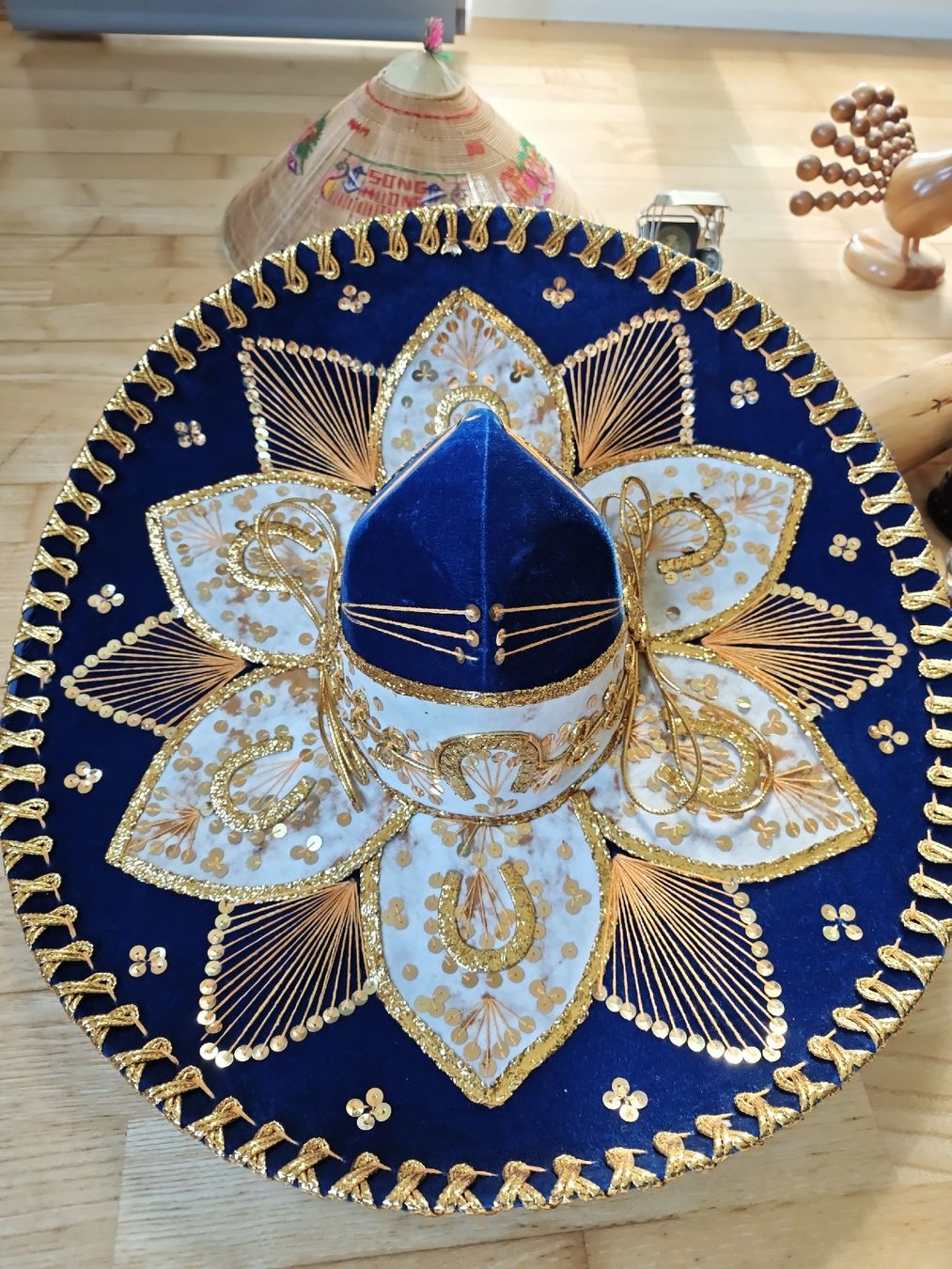 Tutte le decorazioni: Exotische Deko-Objekte Sammlung! – Usato da Feusisberg venduto da KUDIBECK 3