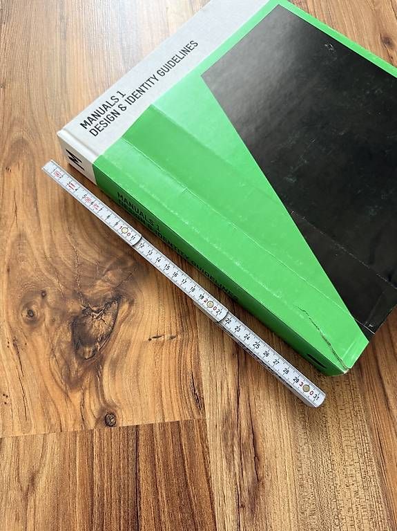 Libri: UNIT EDITIONS  Manuals 1 Design and Identity Guidelines – Usato da Zürich venduto da My_little_boutique 4