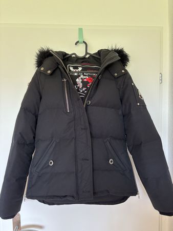 Daunenjacke Moose Knuckles schwarz Grösse M gebraucht