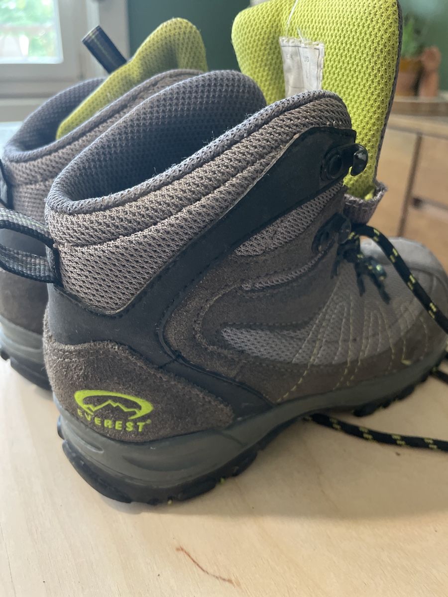 Everest Scarpe per ragazzi: Wanderschuhe Grösse 33 – Usato da Winterthur venduto da Wyl_ma 1