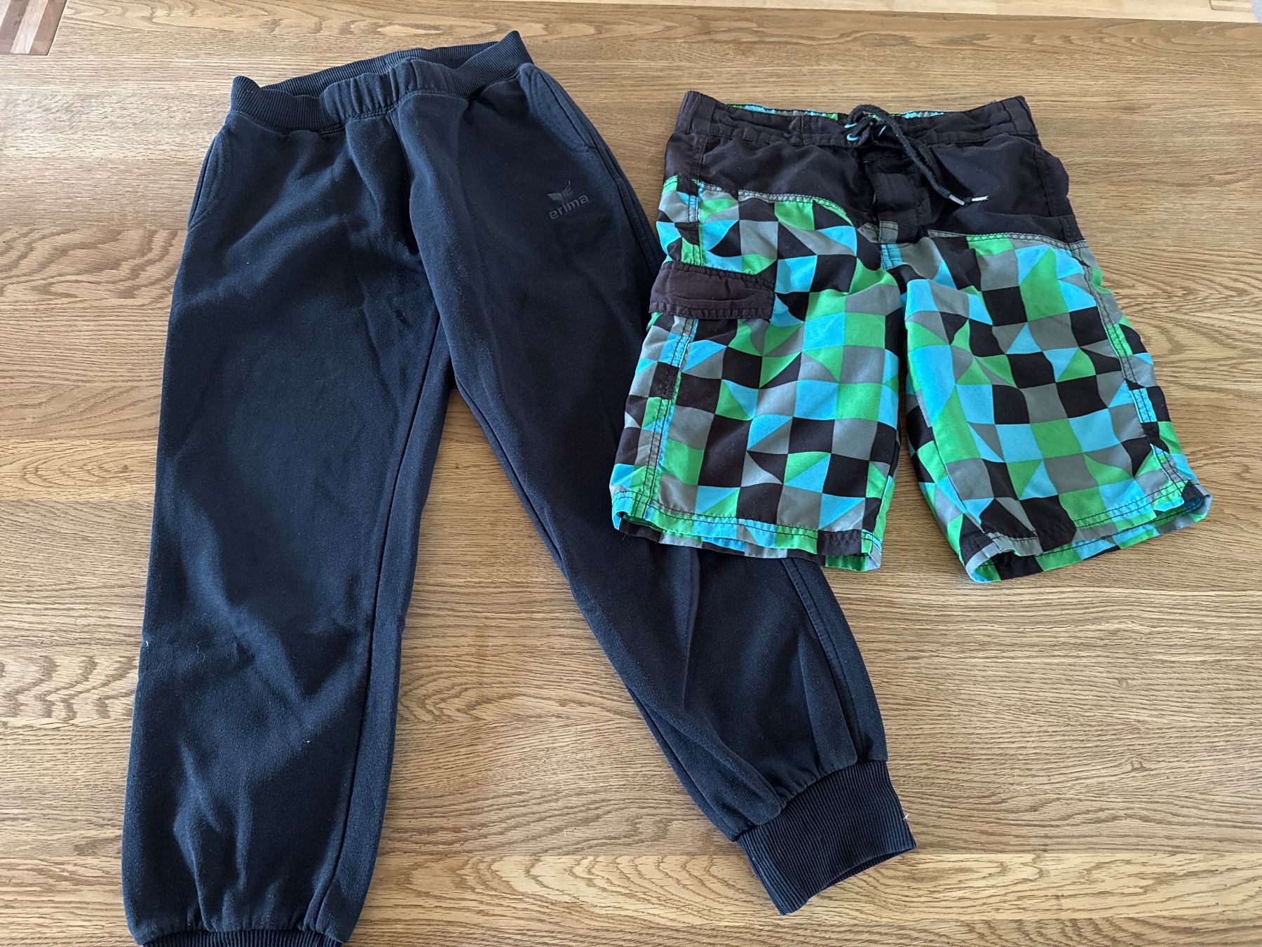 Lotti & Set di vestiti: Kleiderpacket gr.134/140 – Usato da Glashütten venduto da jane8 3