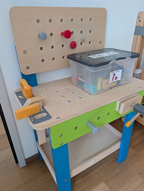 Giocattoli: Kinder Werkbank massiv – Usato da Zürich venduto da joana_p 2