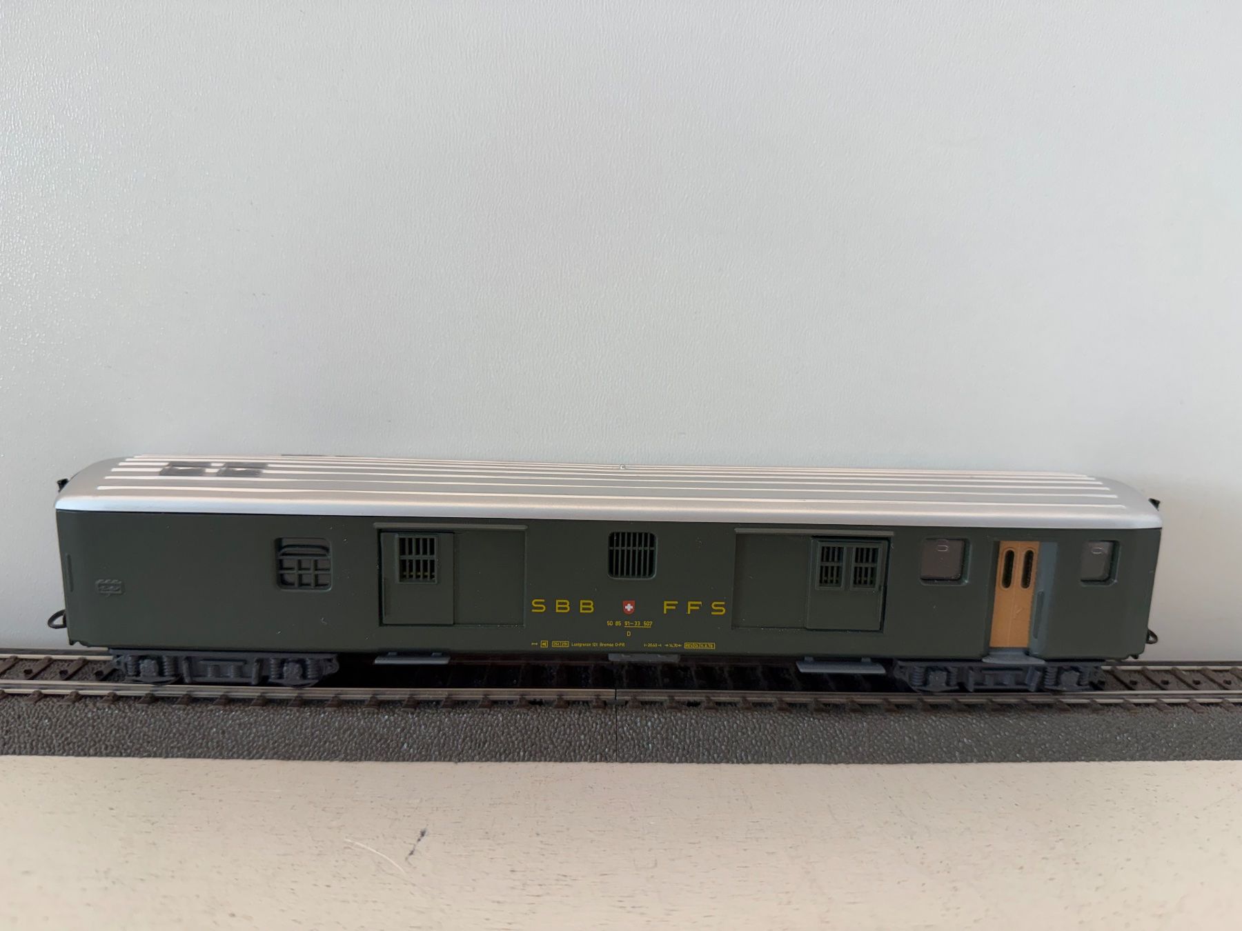 Hag Modelleisenbahnen: HAG 411 Gepäckwagen SBB DC – Gebraucht aus Büsserach von ModellbahnDepot 1