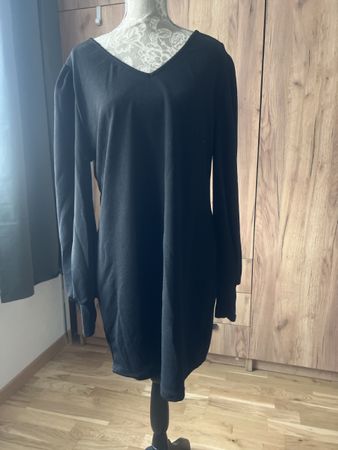 Schwarzes Minikleid mit Spitze Gr. XL