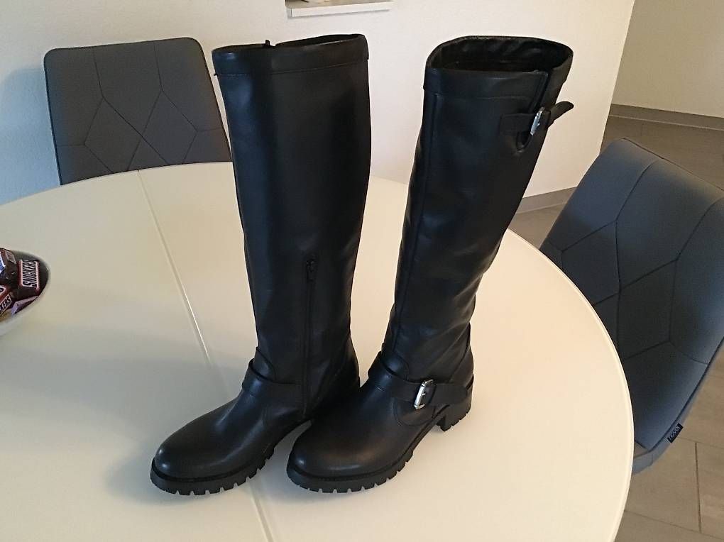 Scarpe da donna: Damen Lederstiefel – Usato da Etziken venduto da Friebe52