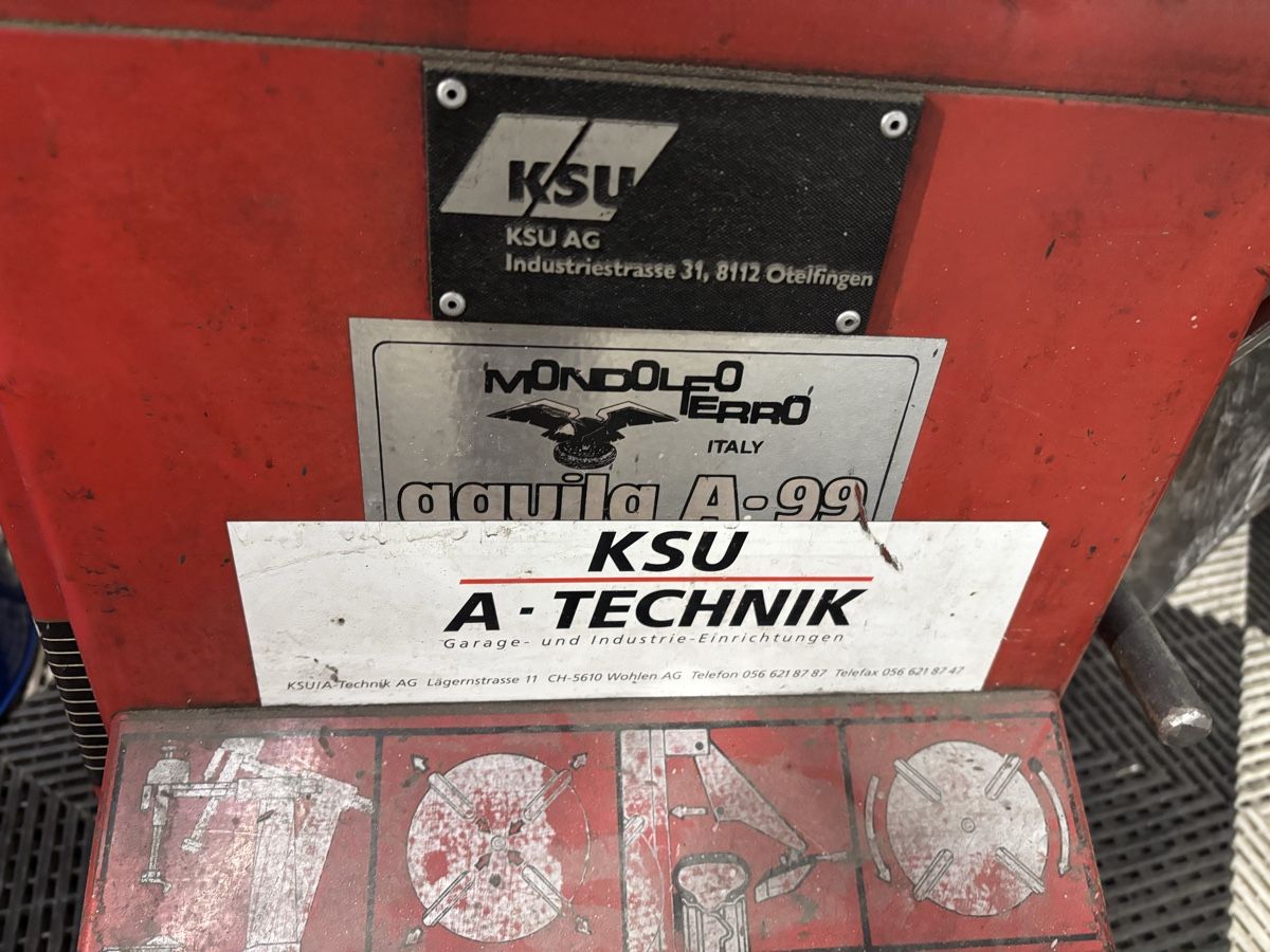 Tutte le macchine: Vends machine à pneu et équilibreuse  – Usato da Sugnens venduto da Motorsport-98 2