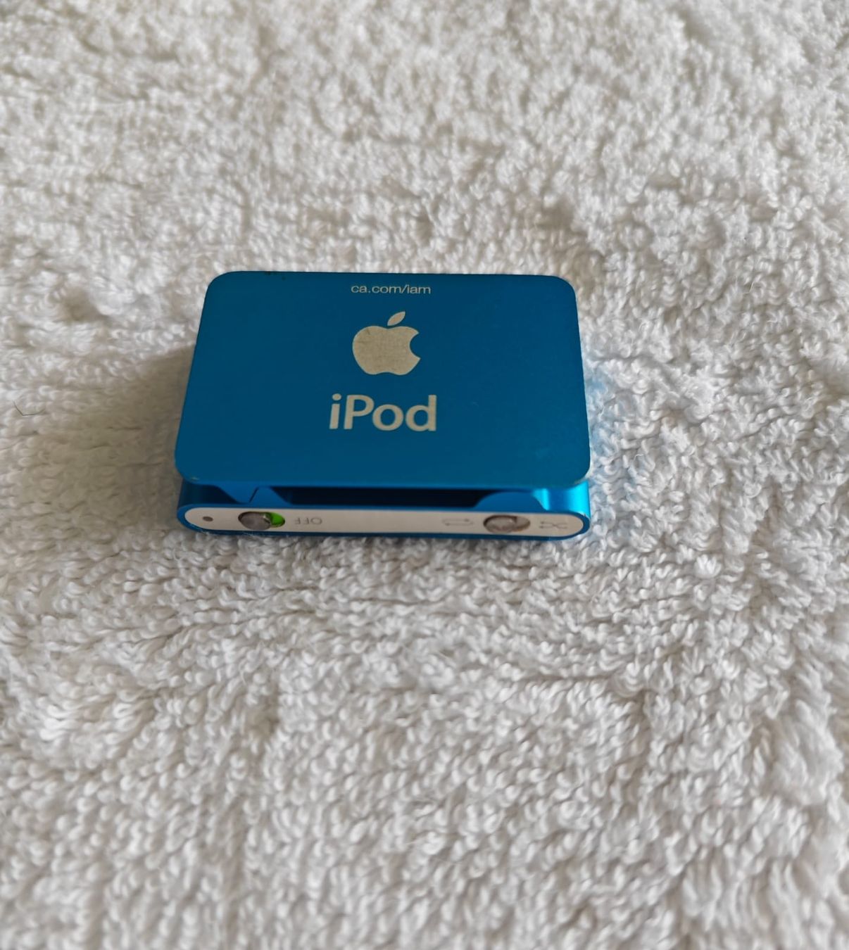 Apple Lettore multimediale portatile: Apple iPod shuffle 2 Generation -Digital Player -1 GB  – Usato da Zollikofen venduto da zar_j67f 1