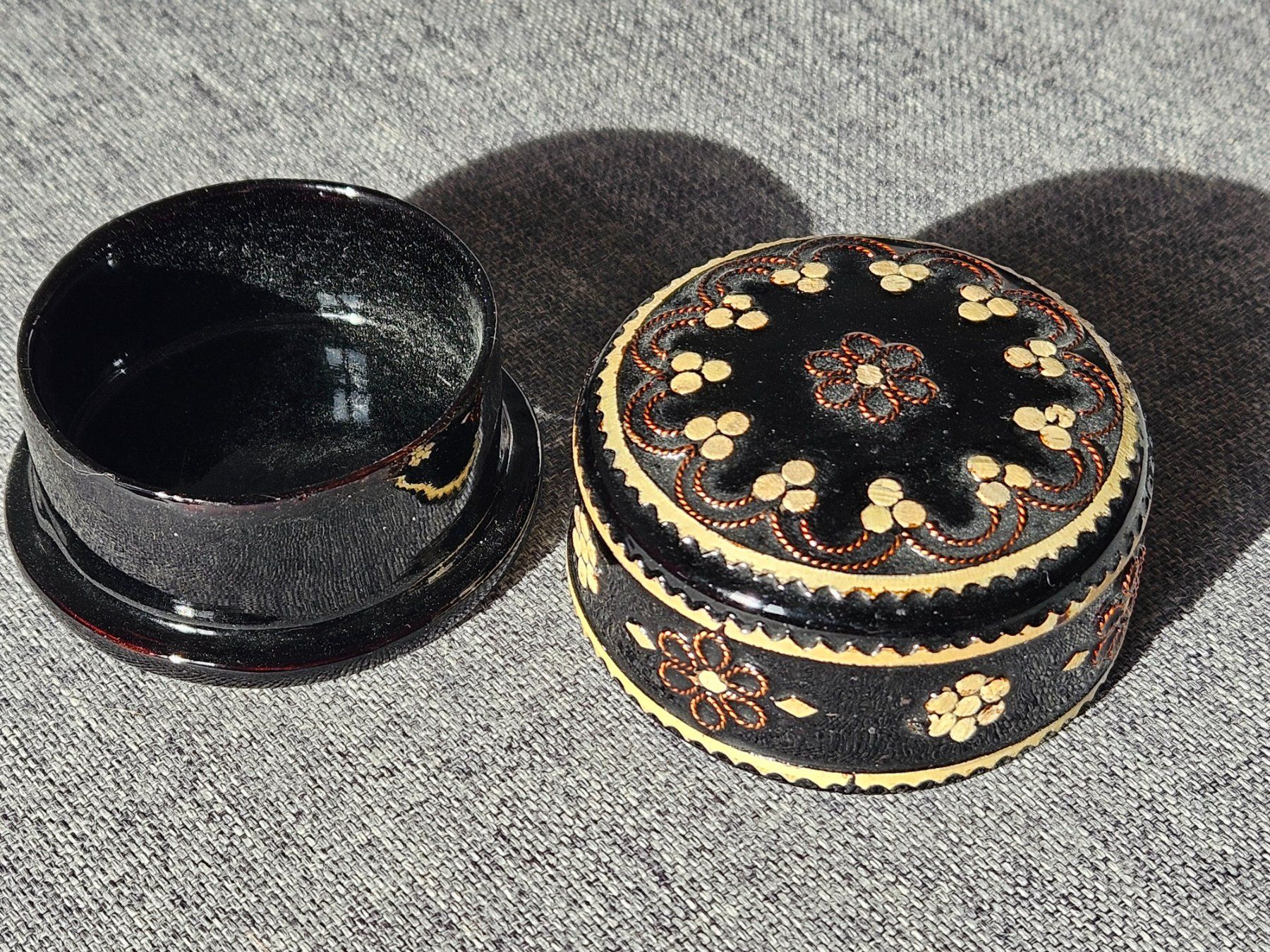 Contenitori & Simili: Schmuckdose, Vintage Schatulle, Pillendöschen – Usato da Wettingen venduto da Sk8ertomda 2