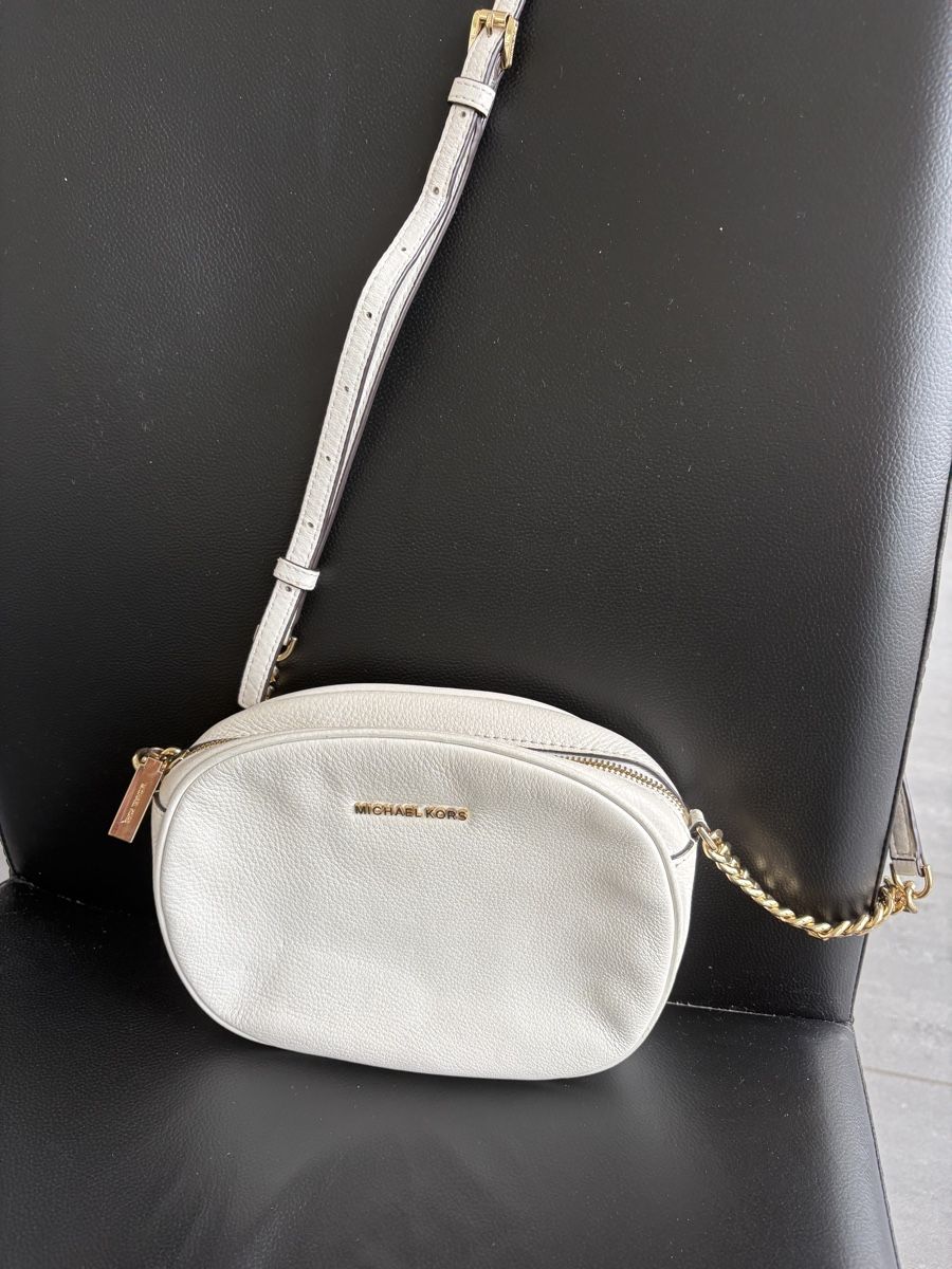 Michael Kors Taschen für Damen: Michael Kors Umhängetasche – Gebraucht aus Rüti ZH von Hanibal56 1