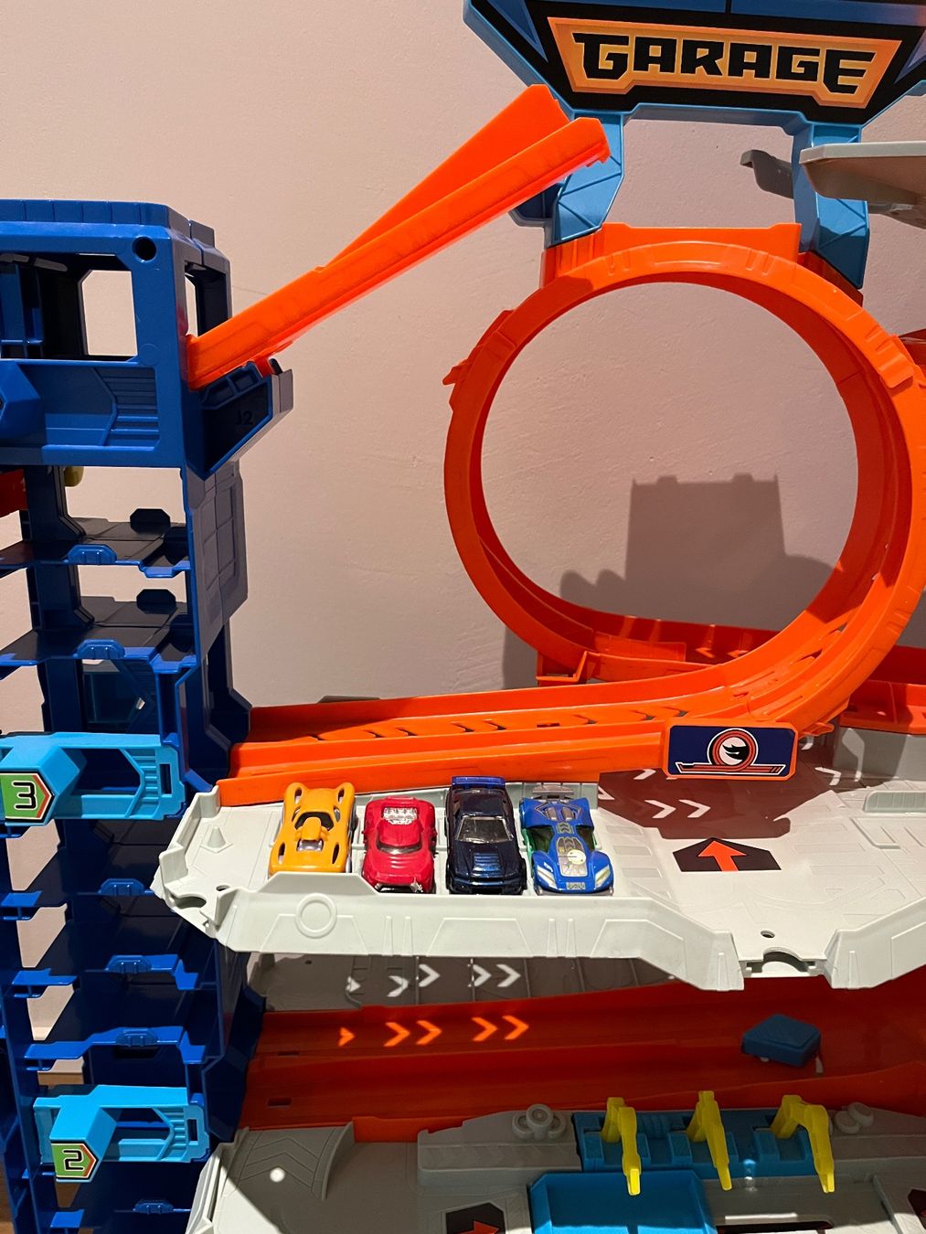 Hot Wheels Giocattoli: Hot Wheels Ultimate Garage mit Drache - Superspass! – Usato da Cham venduto da kar_6txb 3