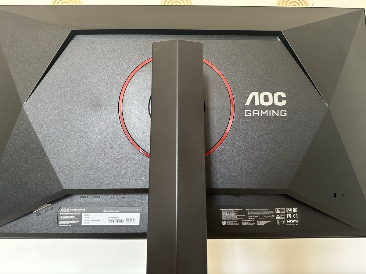 Monitor: AOC 32" Gamingmonitor - Neuwertig – Nuovo (secondo la descrizione) da Therwil venduto da ThomiNYC 2