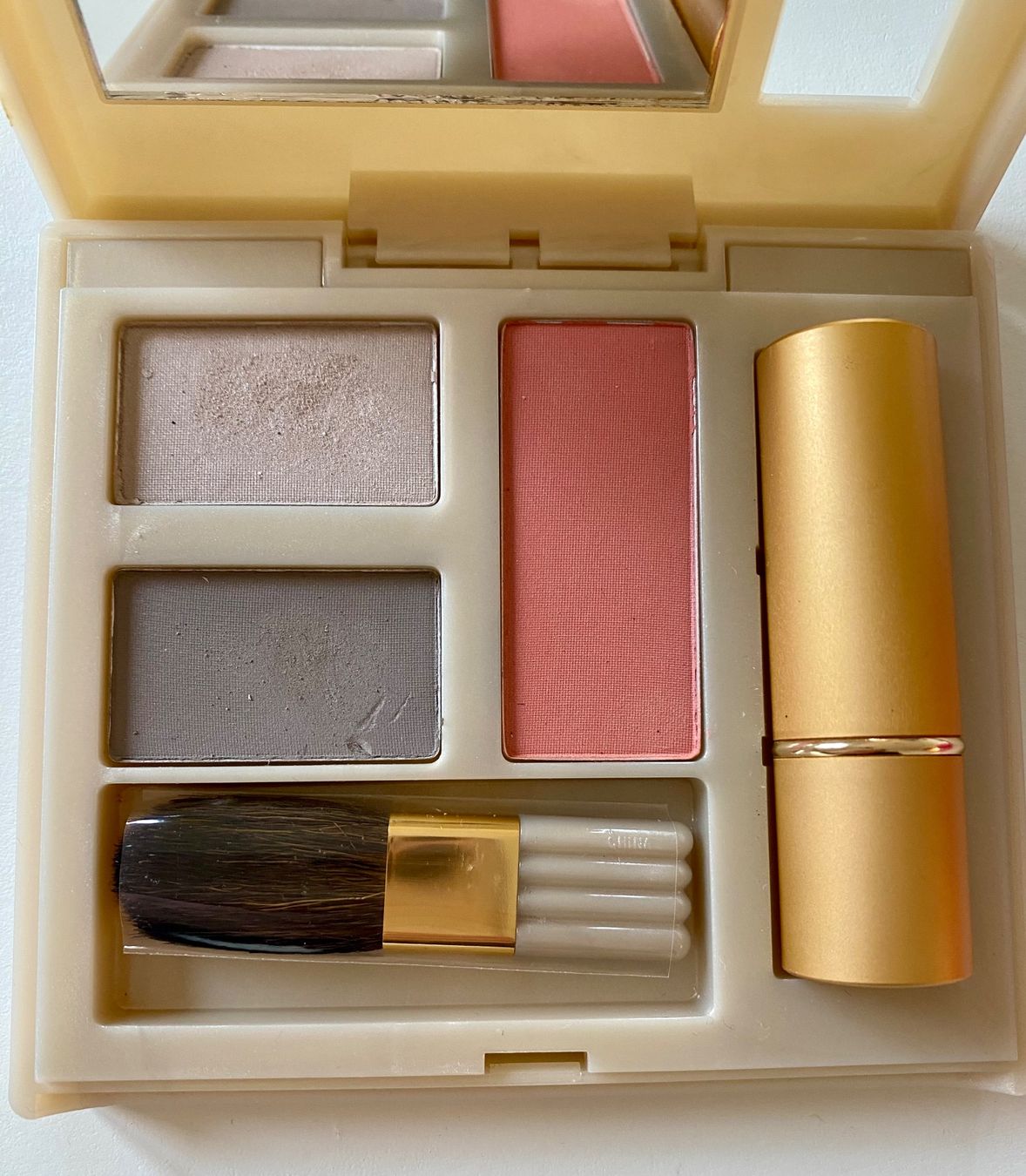 Estée Lauder Make-up: Palette von Estee Lauder – Nuovo (secondo la descrizione) da Zürich venduto da Maria2021 2