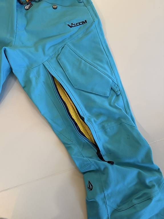 Volcom Pantaloni: Volcom Snowboard-/Skihose  Türkis  Grösse S – Usato da Murten venduto da JCapt 1
