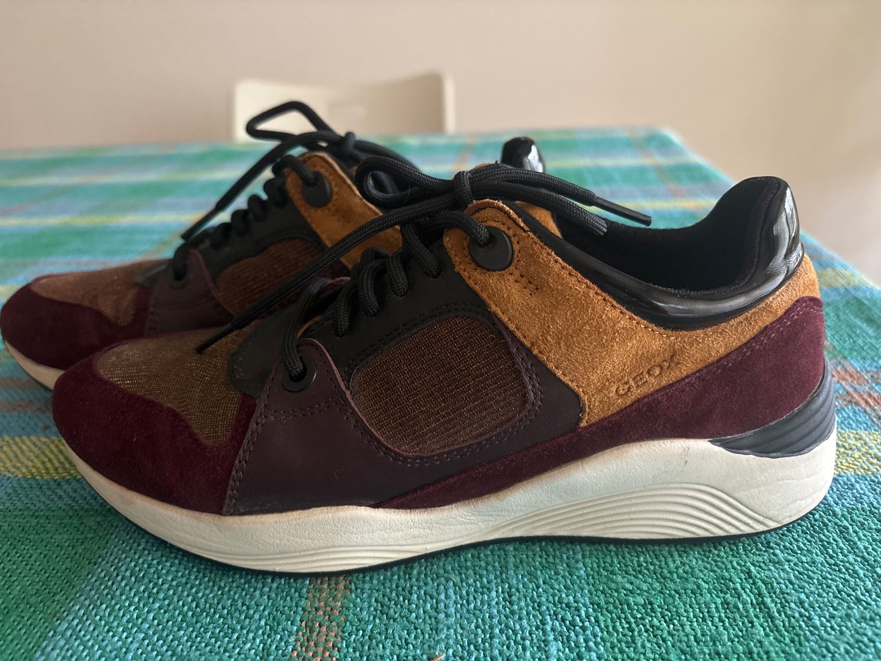 Geox Scarpe da donna: GEOX Turnschuhe – Usato da Zürich venduto da JalapenoChili 1