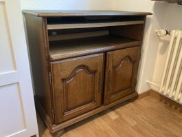 Holz Sideboard mit Ausziehtisch und Fachböden
