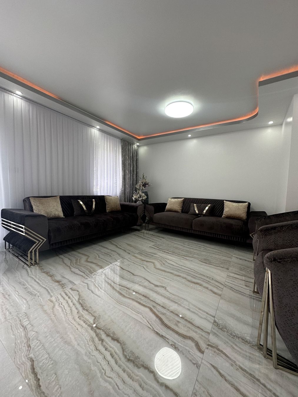 Divani: Sofa Luxe SUPER PRIX !!! – Nuovo e nell'imballaggio originale da Orpund venduto da dizi.98 6