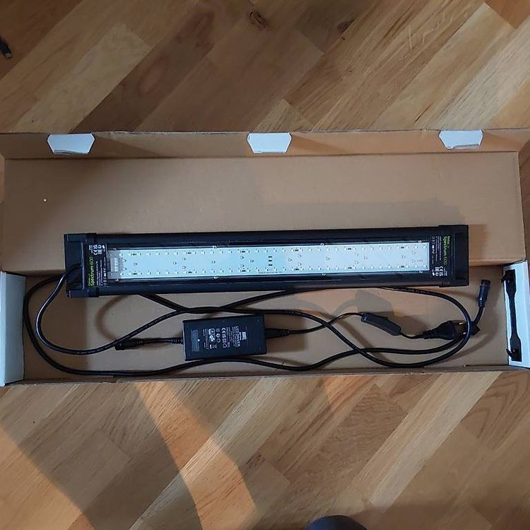 Juwel LED-Beleuchtung HeliaLux Spectrum 600 60 cm (D'occasion) à ...