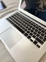 MacBook Air 13” /2015/ 1,6Ghz intelcore i5/ 8 Gb 256