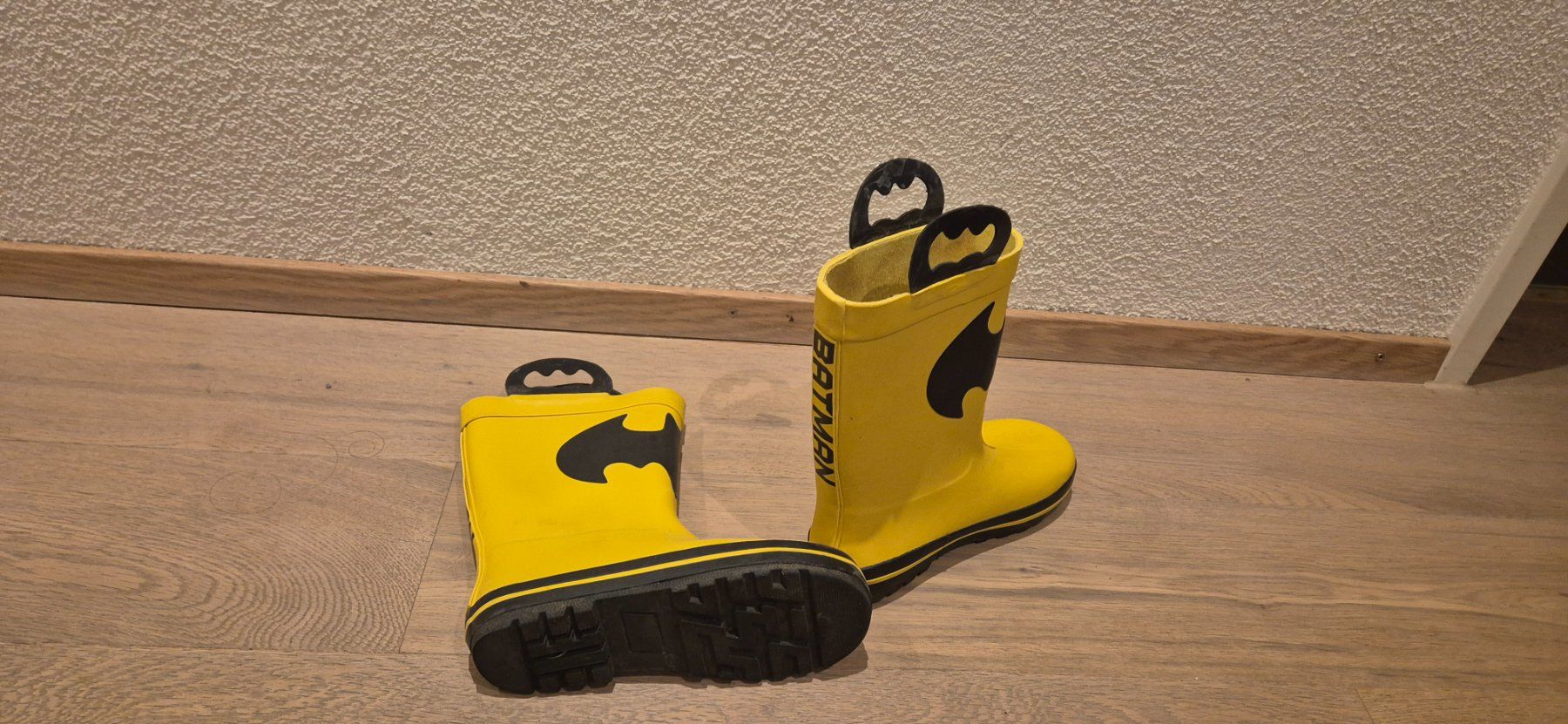 Scarpe per ragazzi: Gummistiefel Next Batman Gr. 32 – Usato da Steinhausen venduto da Housebabe