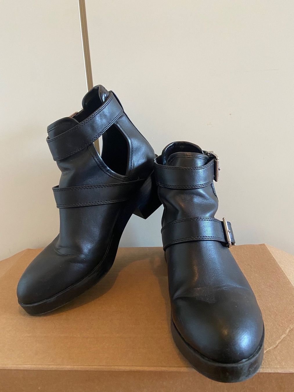 Scarpe da donna: Bottines noires - Taille 38 - Fermeture ajustable – Usato da Genève venduto da Lucie.hwrth 4