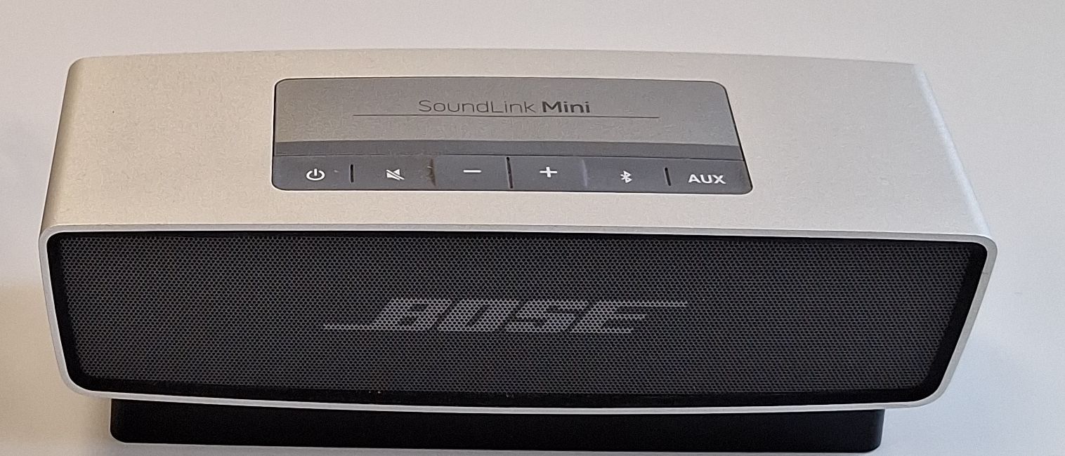 Bose Casse acustiche: Bose SoundLink Mini Bluetooth Lautsprecher silber gebraucht – Usato da Zürich venduto da djoki88