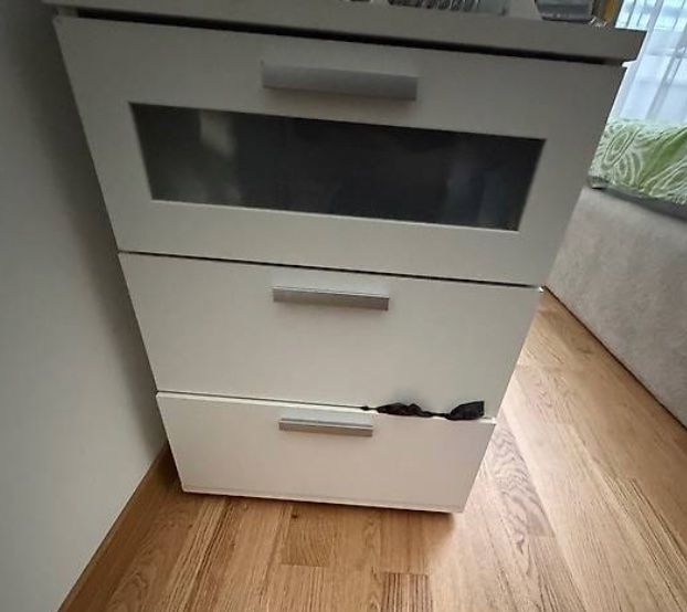Nachttische: Table de nuit – Neu und originalverpackt aus Biel/Bienne von ora_grr5