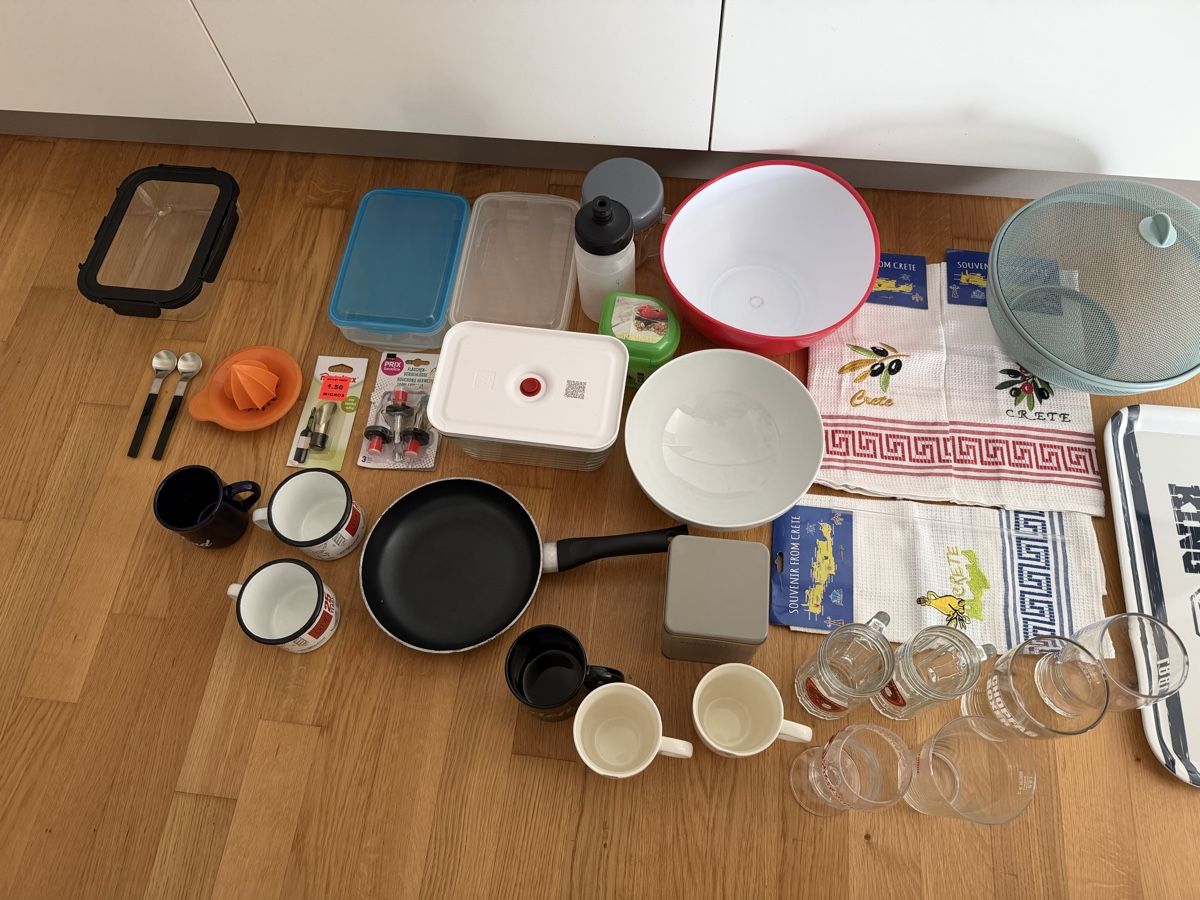 Services de table: Diverse Küchenartikel SCHNÄPPLI – D'occasion à Recherswil par Noname1 2