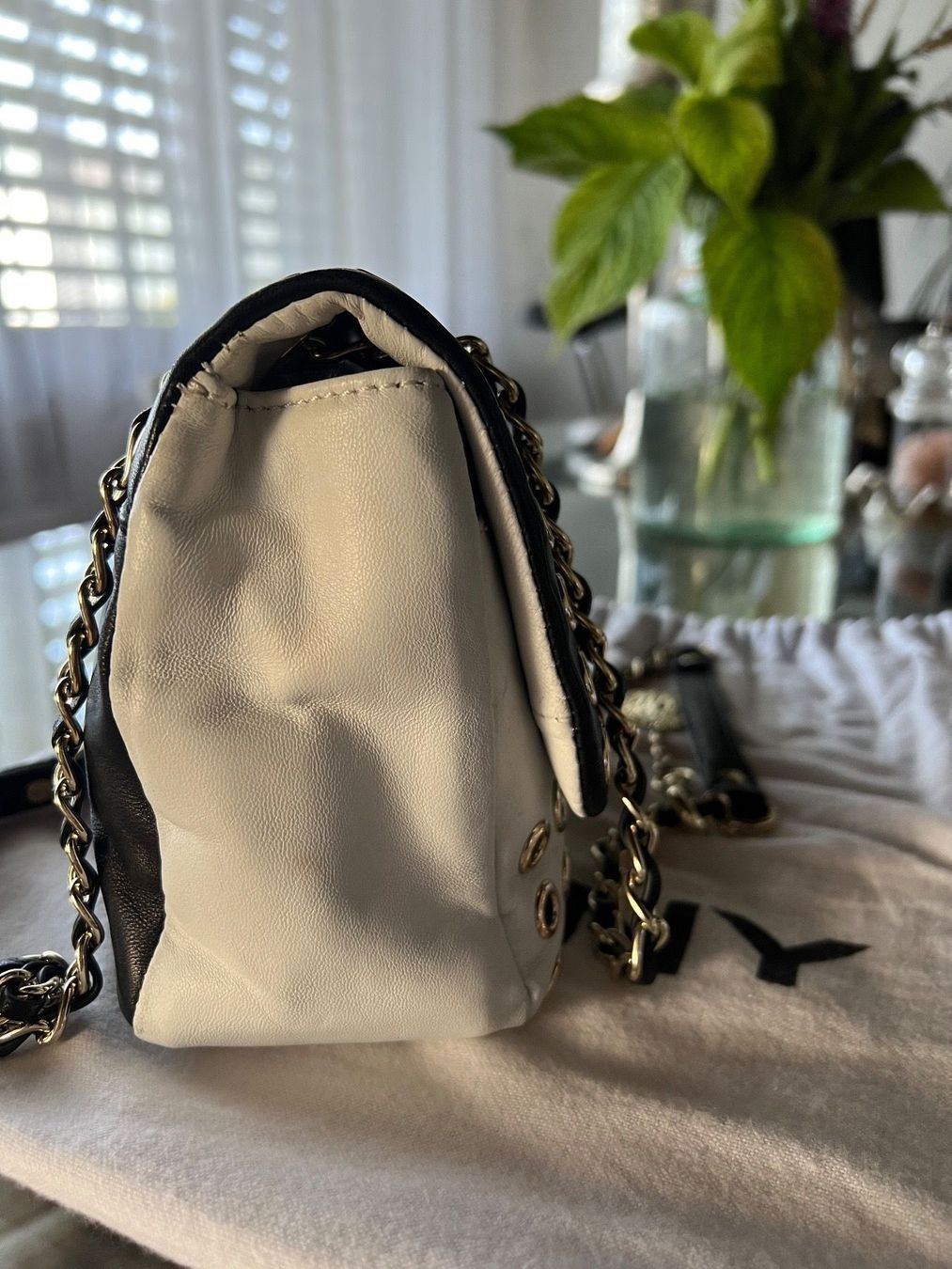 DKNY Borse da donna: DKNY schwarz-weiss Tasche – Usato da Uznach venduto da bmw-girl 1