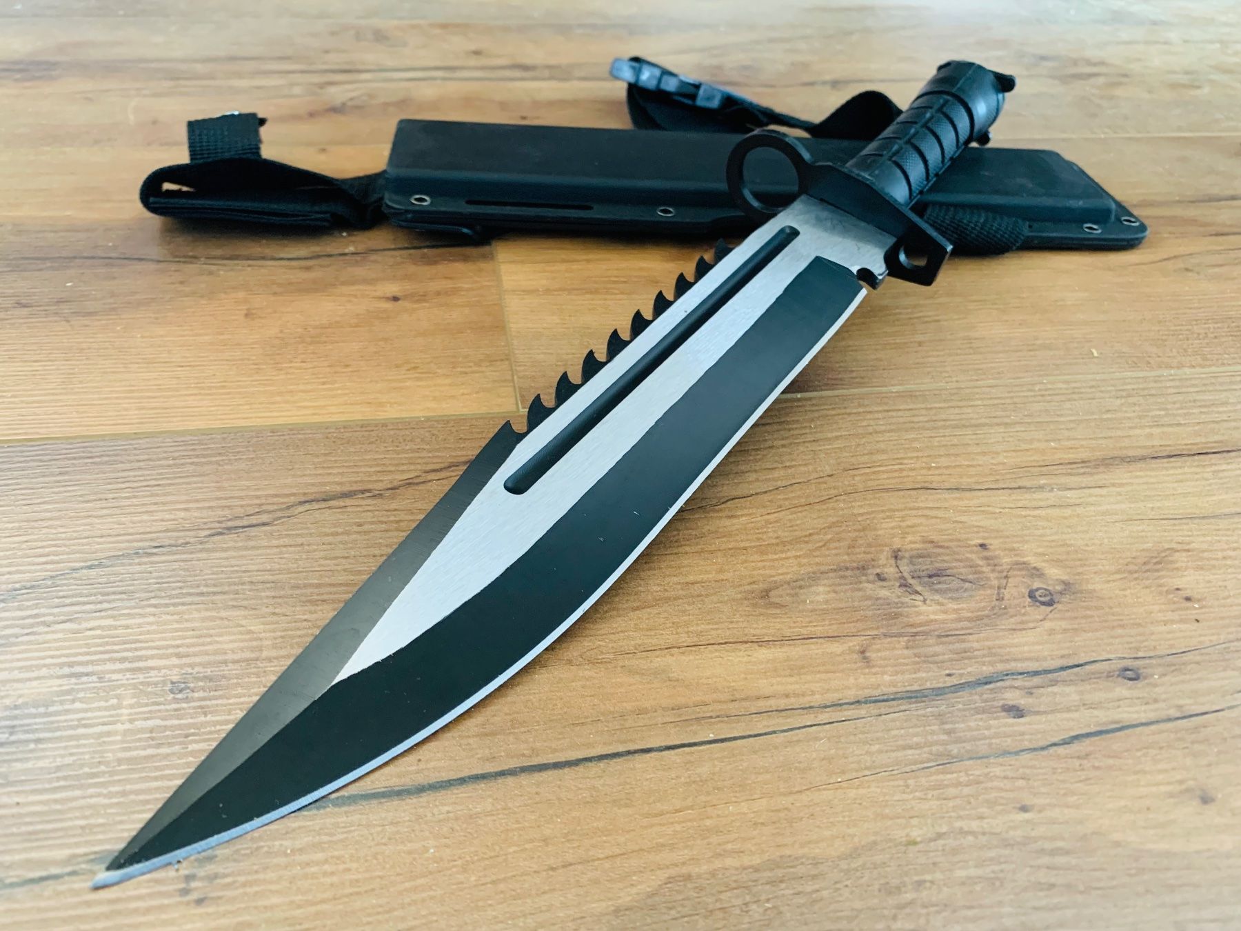 Accessori: Tactical Messer Appuntato 43cm NEU – Nuovo e nell'imballaggio originale da Bergdietikon venduto da shopAgent 9