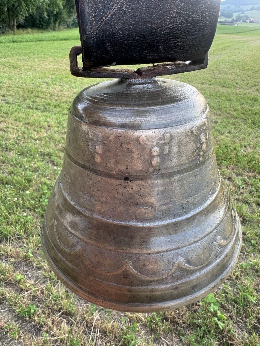 Campanacci mucche: RARE cloche CH. glanzmann bulle  – Usato da Penthalaz venduto da Antique93 3