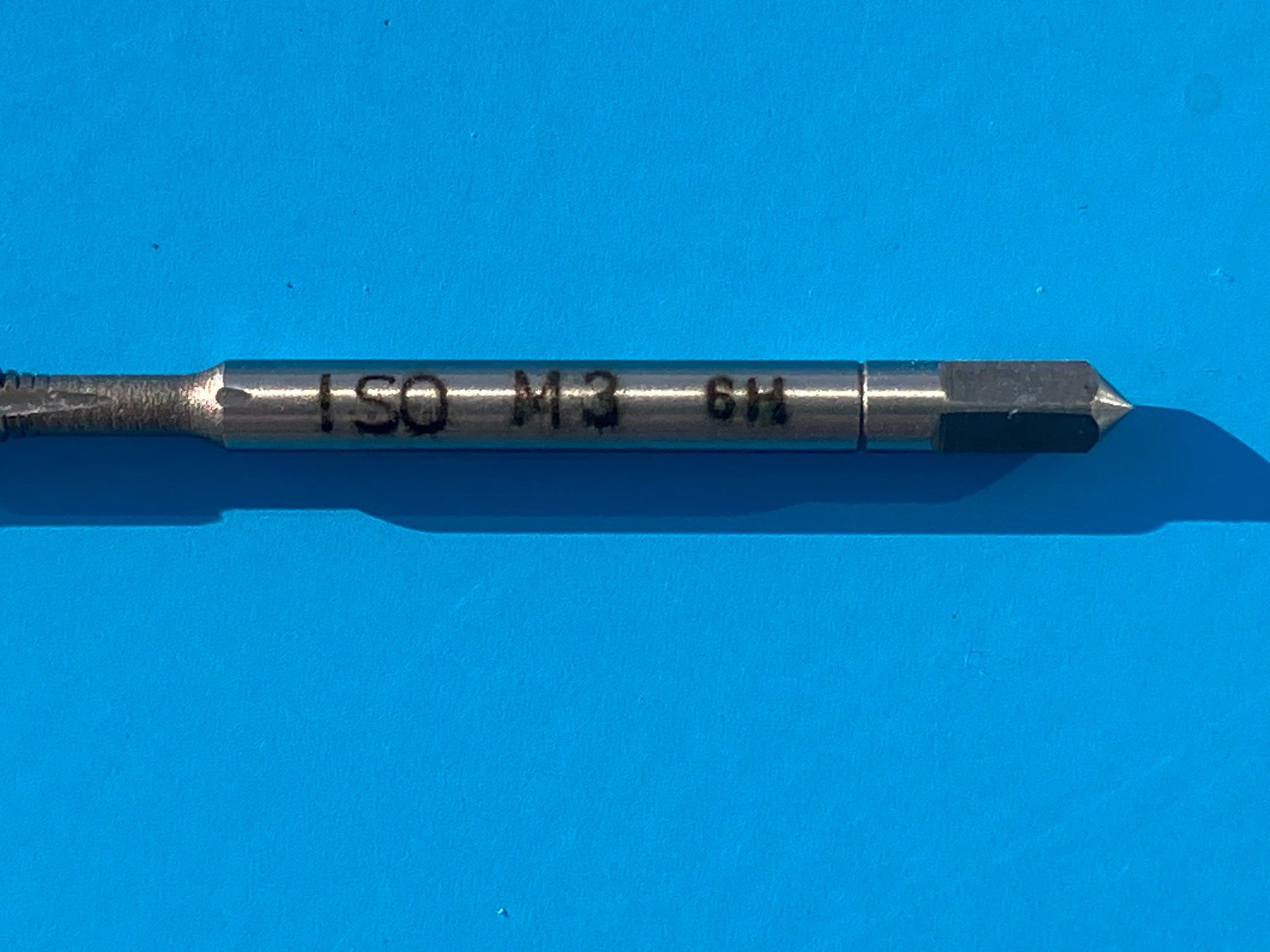 Reishauer Tutti gli attrezzi: REISHAUER HANDGEWINDESCHNEIDER  ISO M3 6H     neu – Nuovo e nell'imballaggio originale da Subingen venduto da ArtBead 3