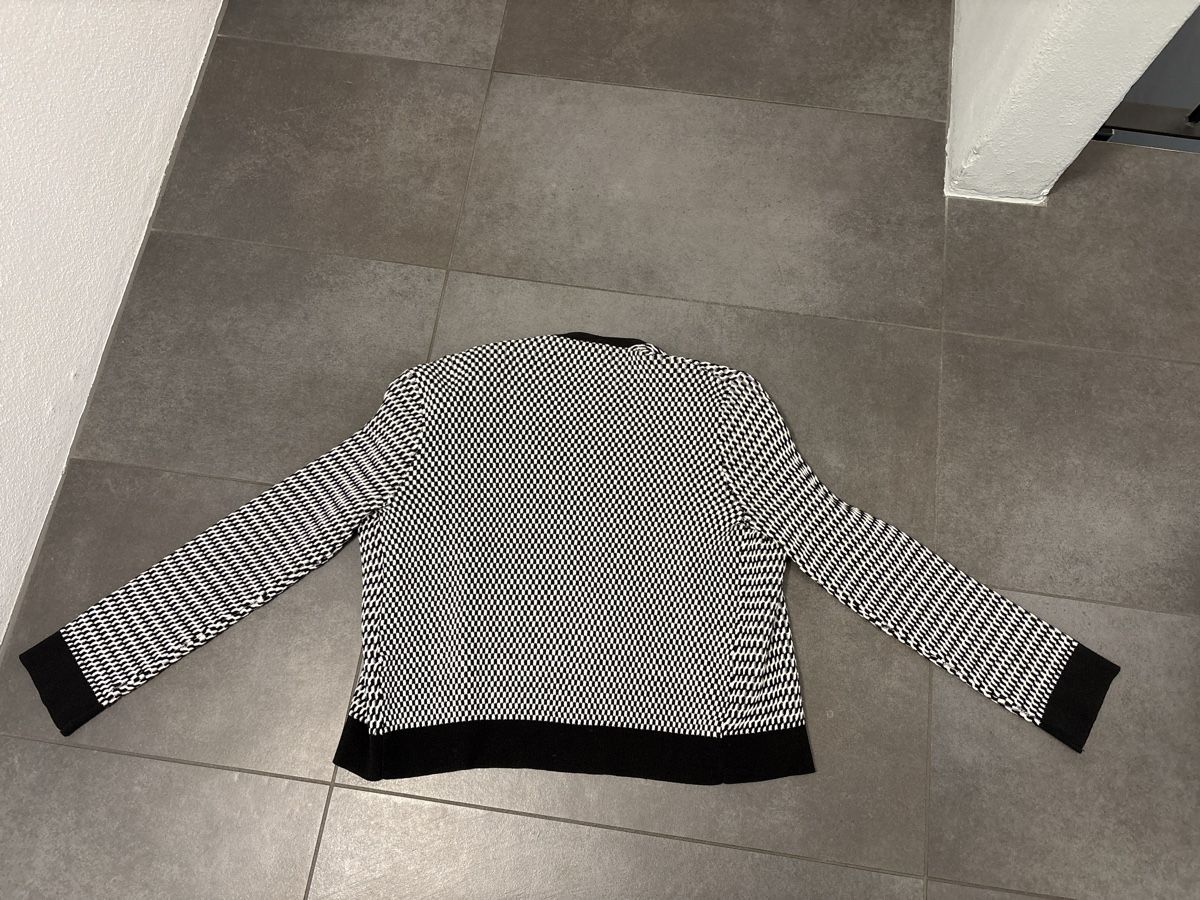 Stefanel Giacche: Stefanel Cardigan, neuwertig ! – Usato da Contra venduto da bubi 3