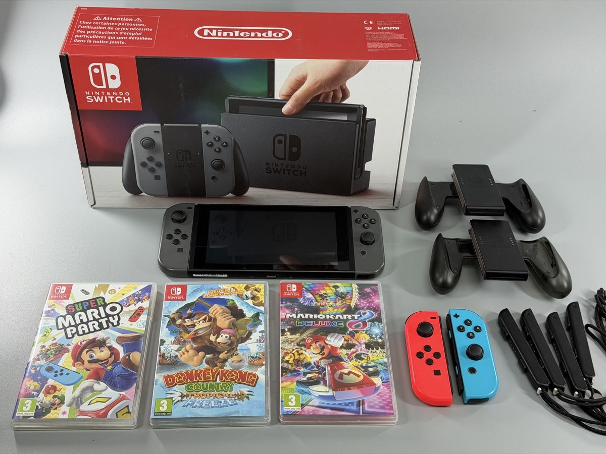 Nintendo Console: Nintendo Switch Grau + 3 Games - Top Zustand! – Usato da Sennhof venduto da Johnbest 1