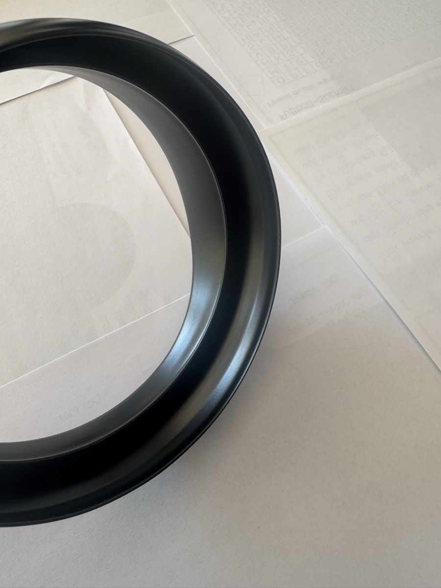 Harley-Davidson Alle Motorradersatzteile: Scheinwerferring  5.75 zu Harley – Neu und originalverpackt aus Breil/Brigels von Rolideplazes 2