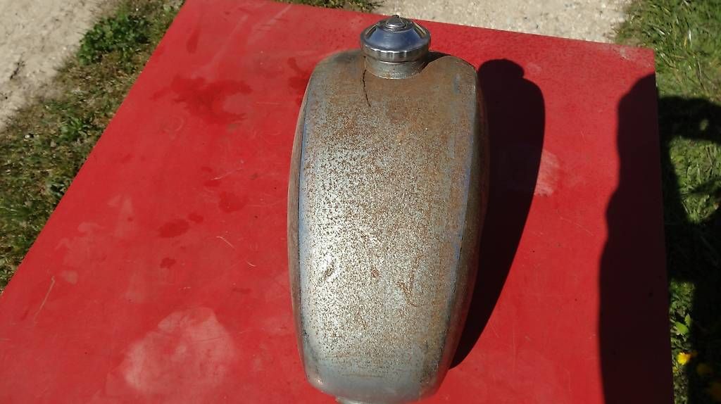 Sonstiges Fahrzeugzubehör: Tank Mofa Töffli – Gebraucht aus Biel/Bienne von sachs502