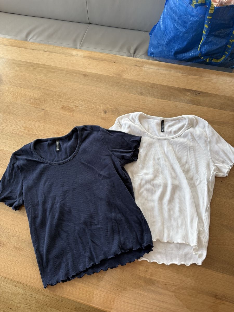 Top: Sommer T-Shirts im Doppelpack, Basic Shirts, Gr. S – Nuovo (secondo la descrizione) da La Punt Chamues-ch venduto da EliC_8.8.
