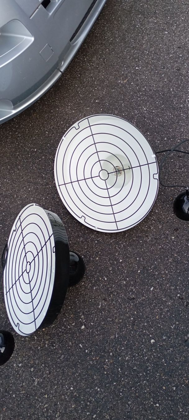Lampen: 2 schöne Design Lampen, Schwarz/Weiss – Gebraucht aus Bern von eiger017