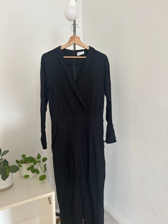 Armedangels Jumpsuits: Jumpsuit Armedangels schwarz langarm – D'occasion à Basel par nin_kk2p